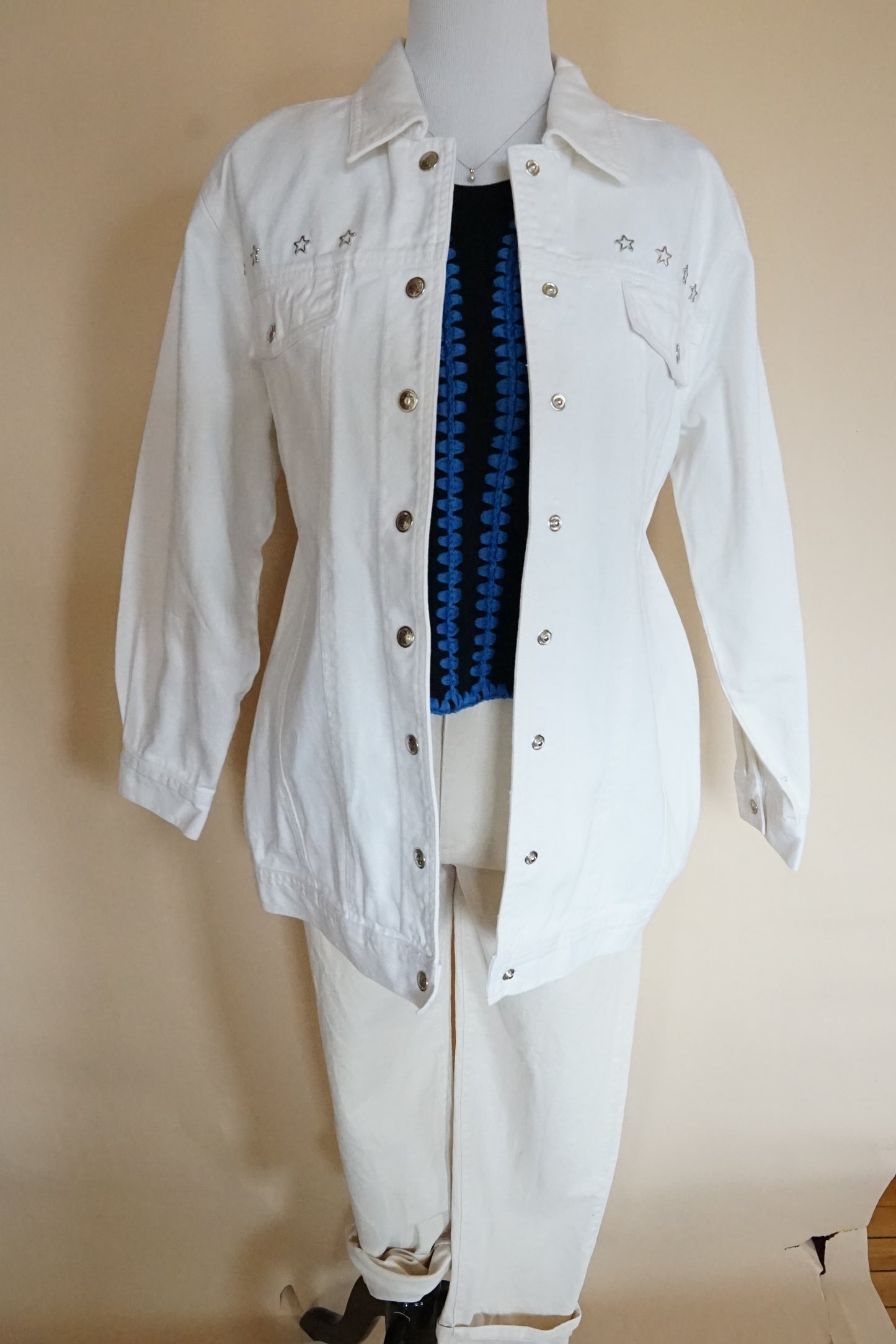 Avon Star Studded White Denim Jacket (1X)