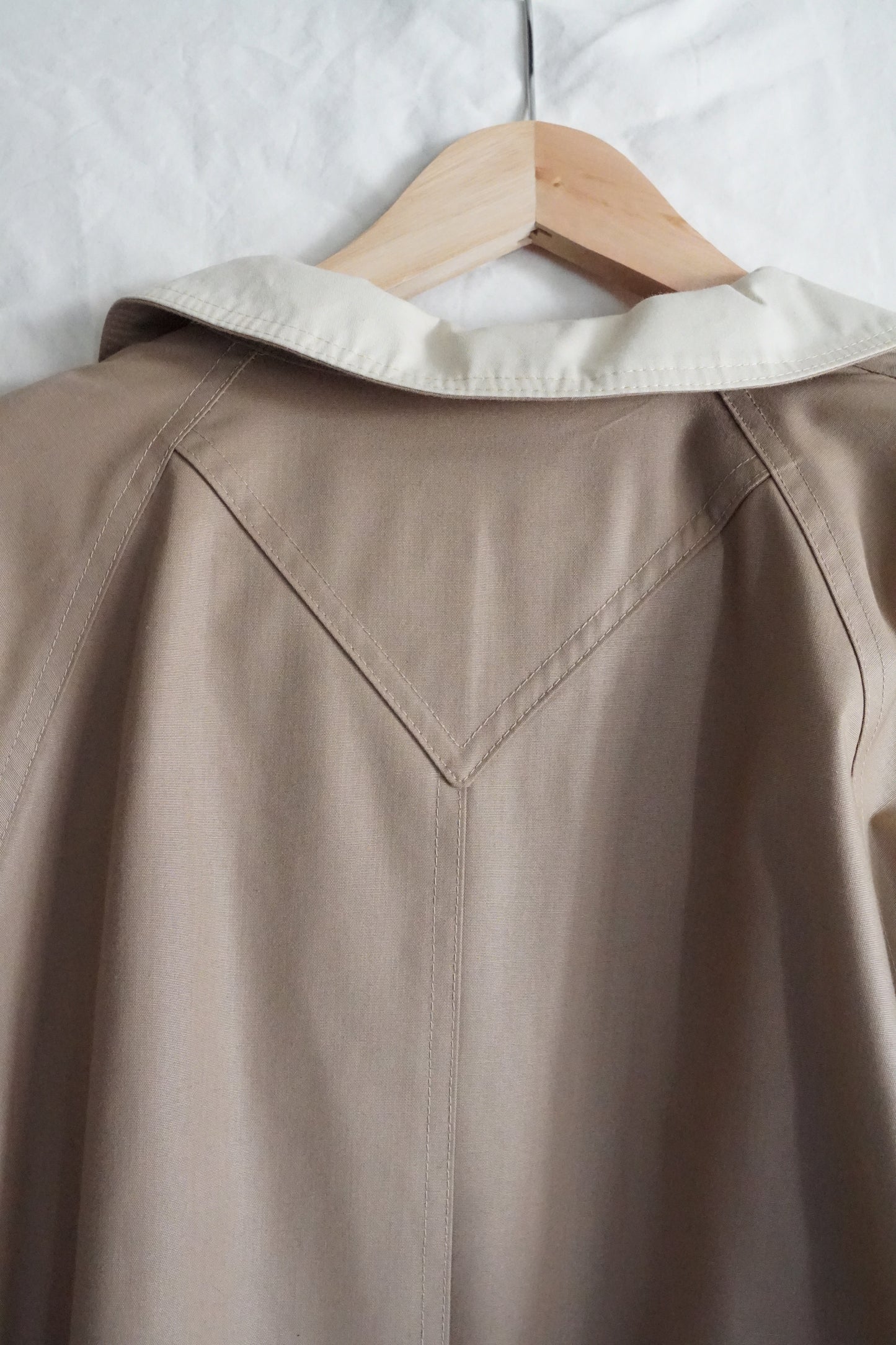 Vintage '80s London Fog Classic Trench Coat (L)