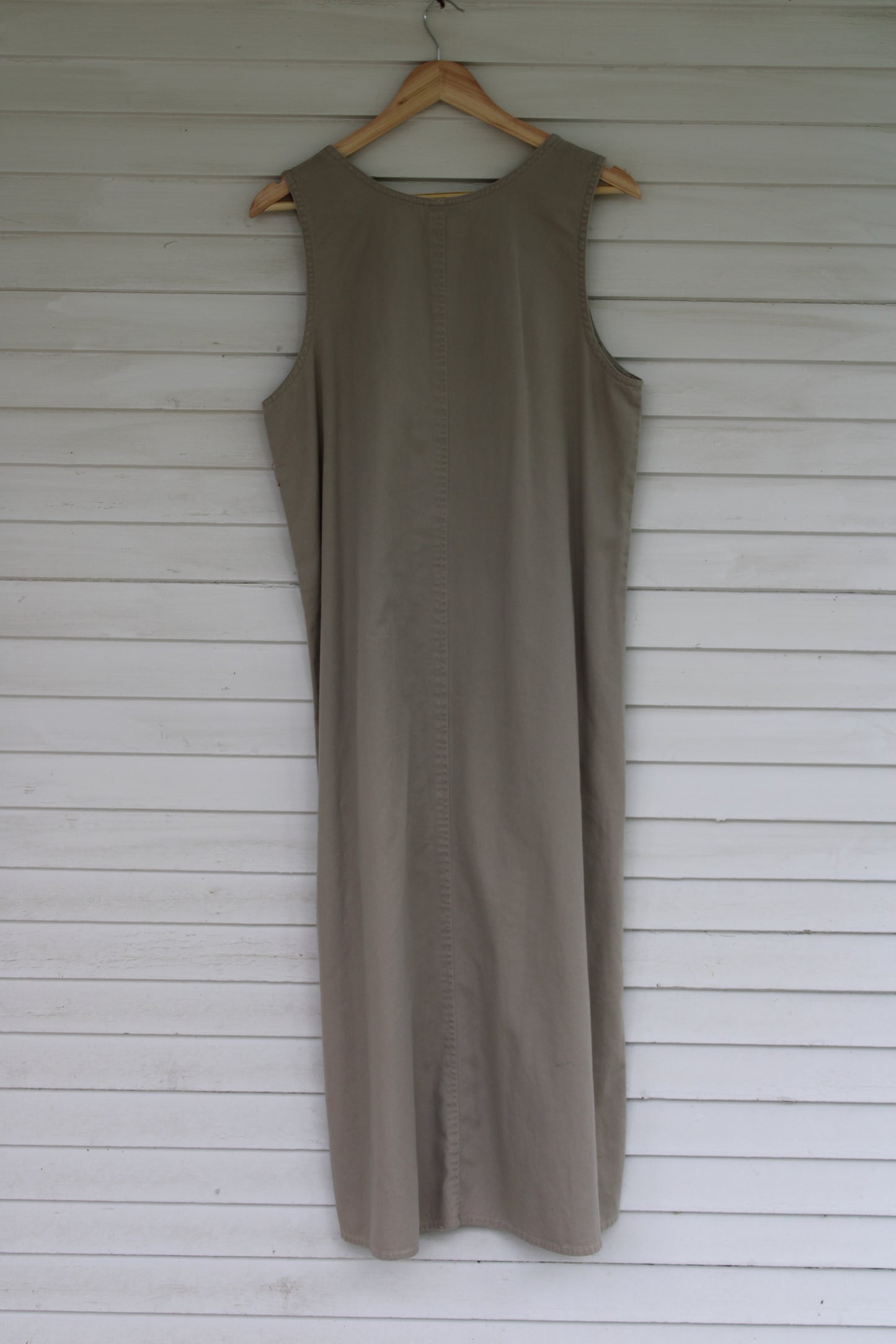 Vintage Basic Editions Floral Embroidered Dress (M-L)