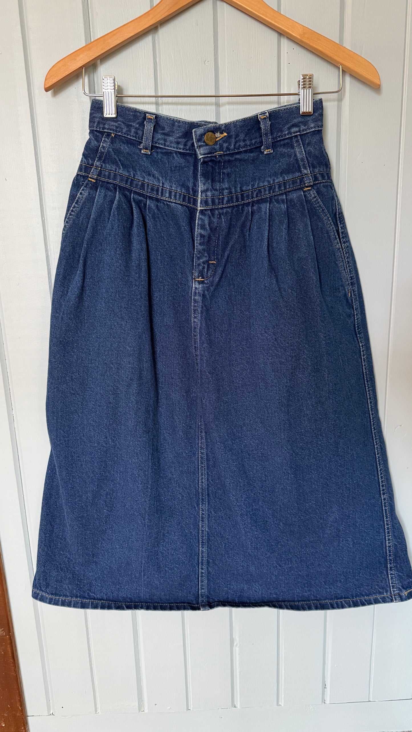 Vintage Lee Denim Midi Skirt (XS)