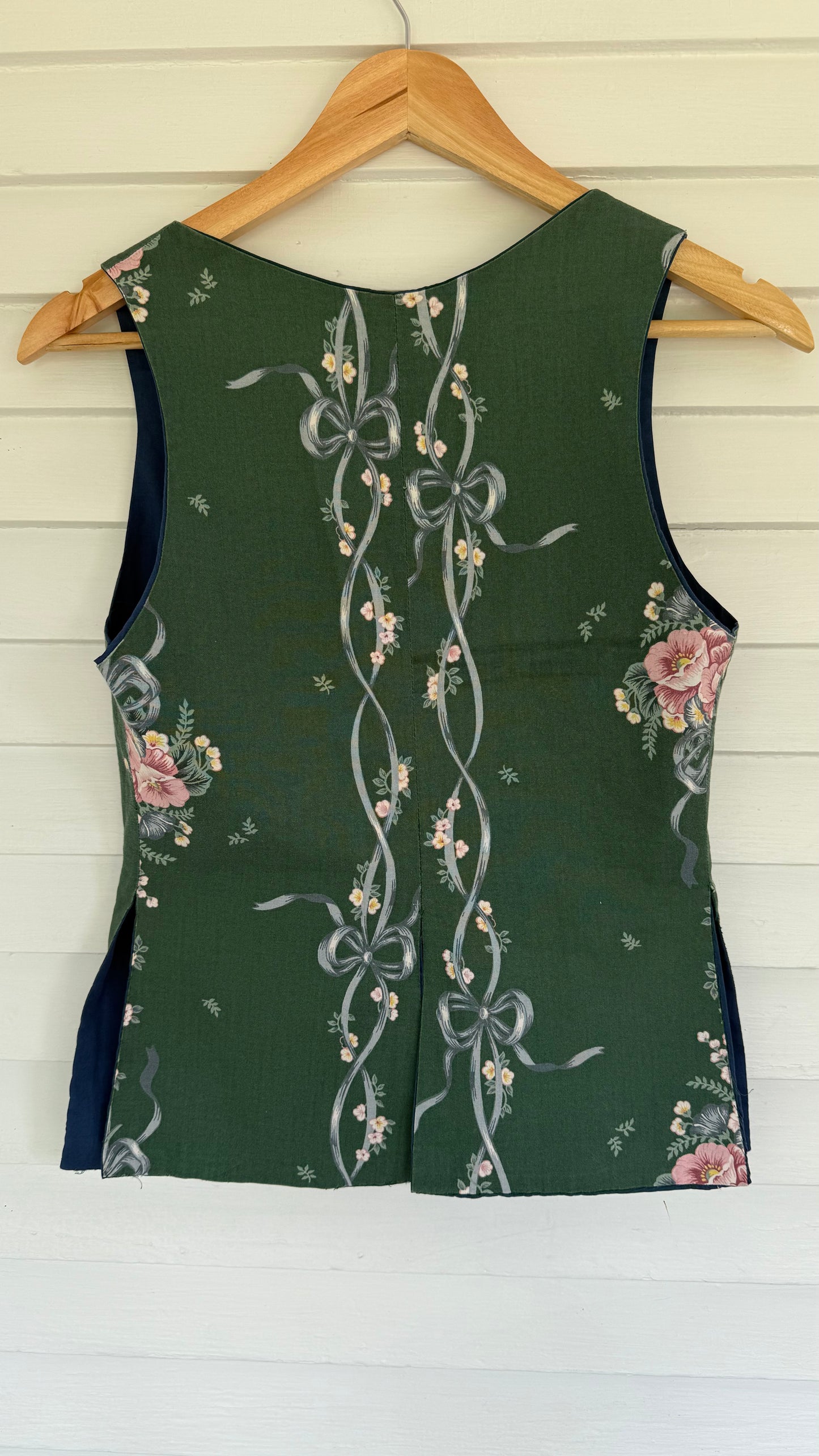 Handmade Corset Front Bow & Flower Motif Vest (S)