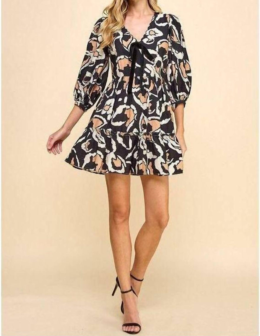 NWT Scalloped Tie Front Dress (L)