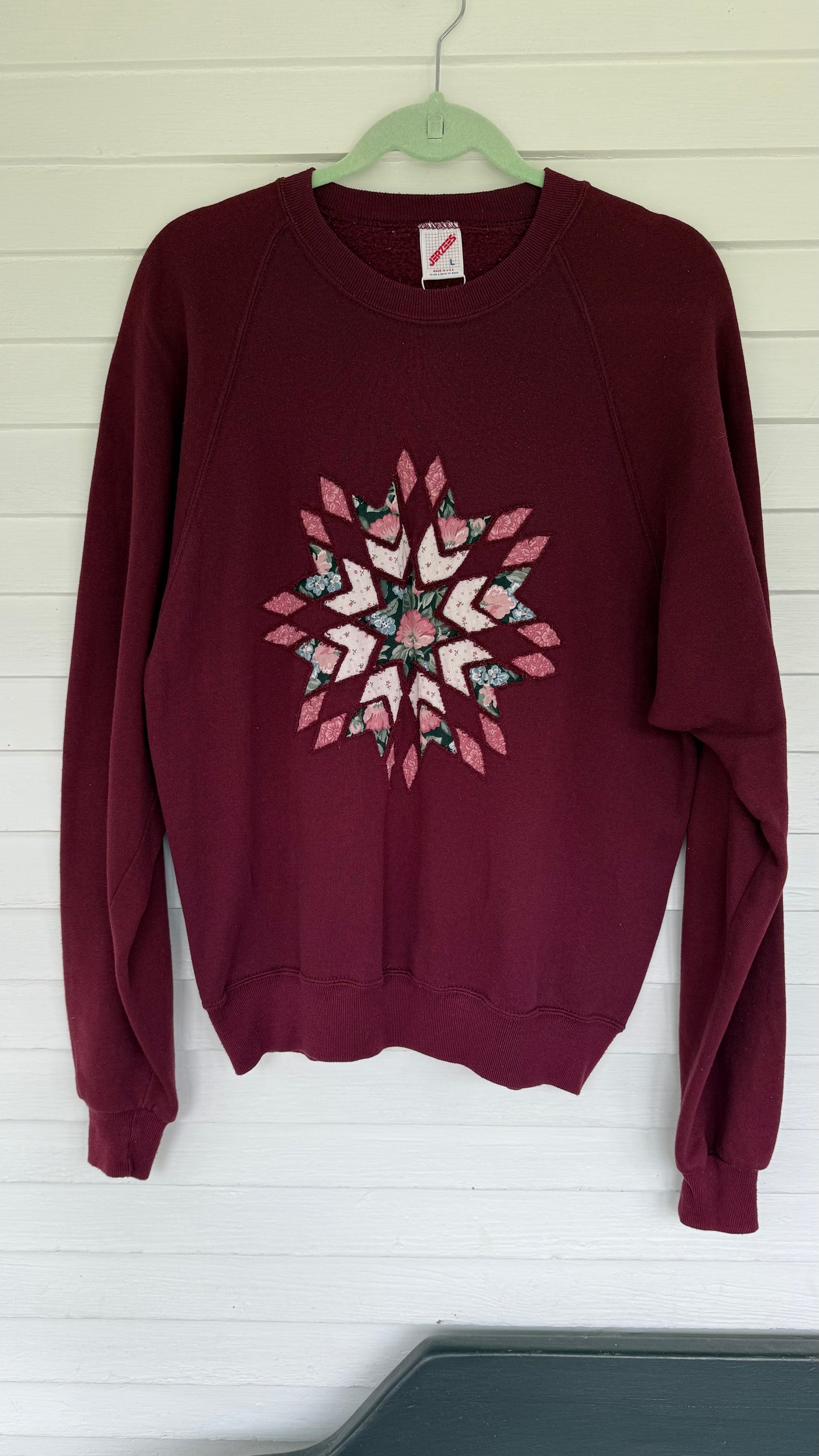 Vintage Cutout Quilt Crewneck (L)