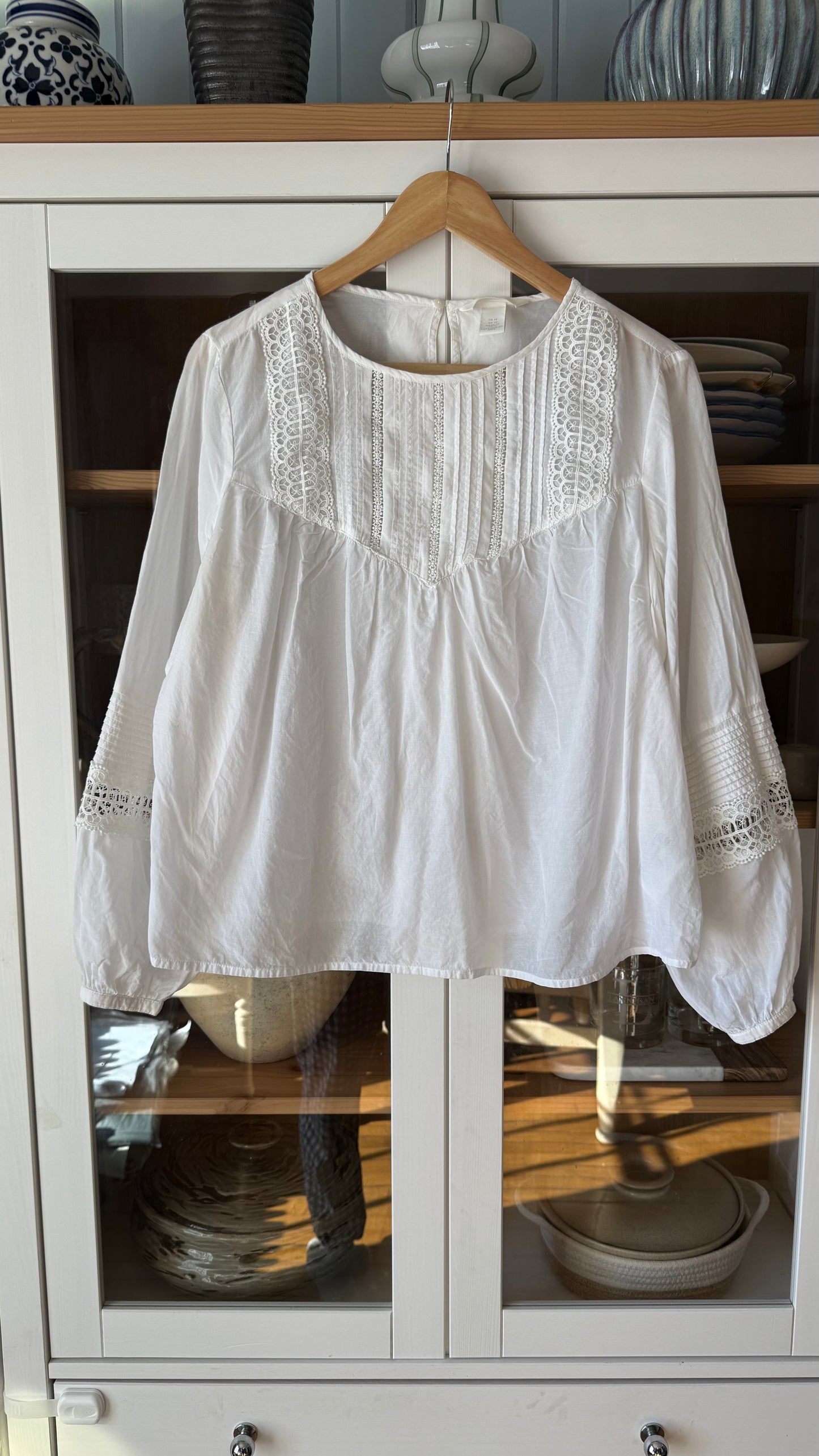 Romantic Lace Blouse (M/L)