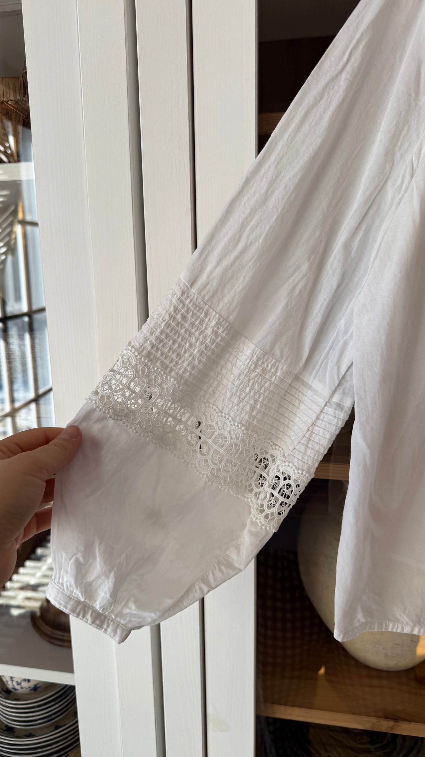 Romantic Lace Blouse (M/L)
