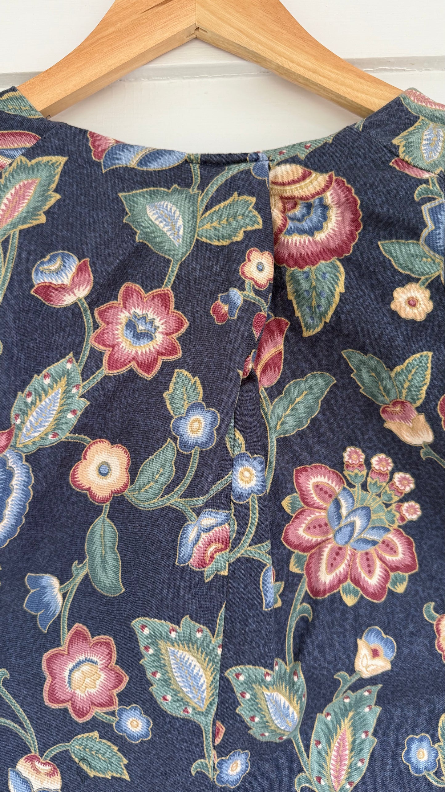 Handmade Floral Tie Front Blouse (XS)