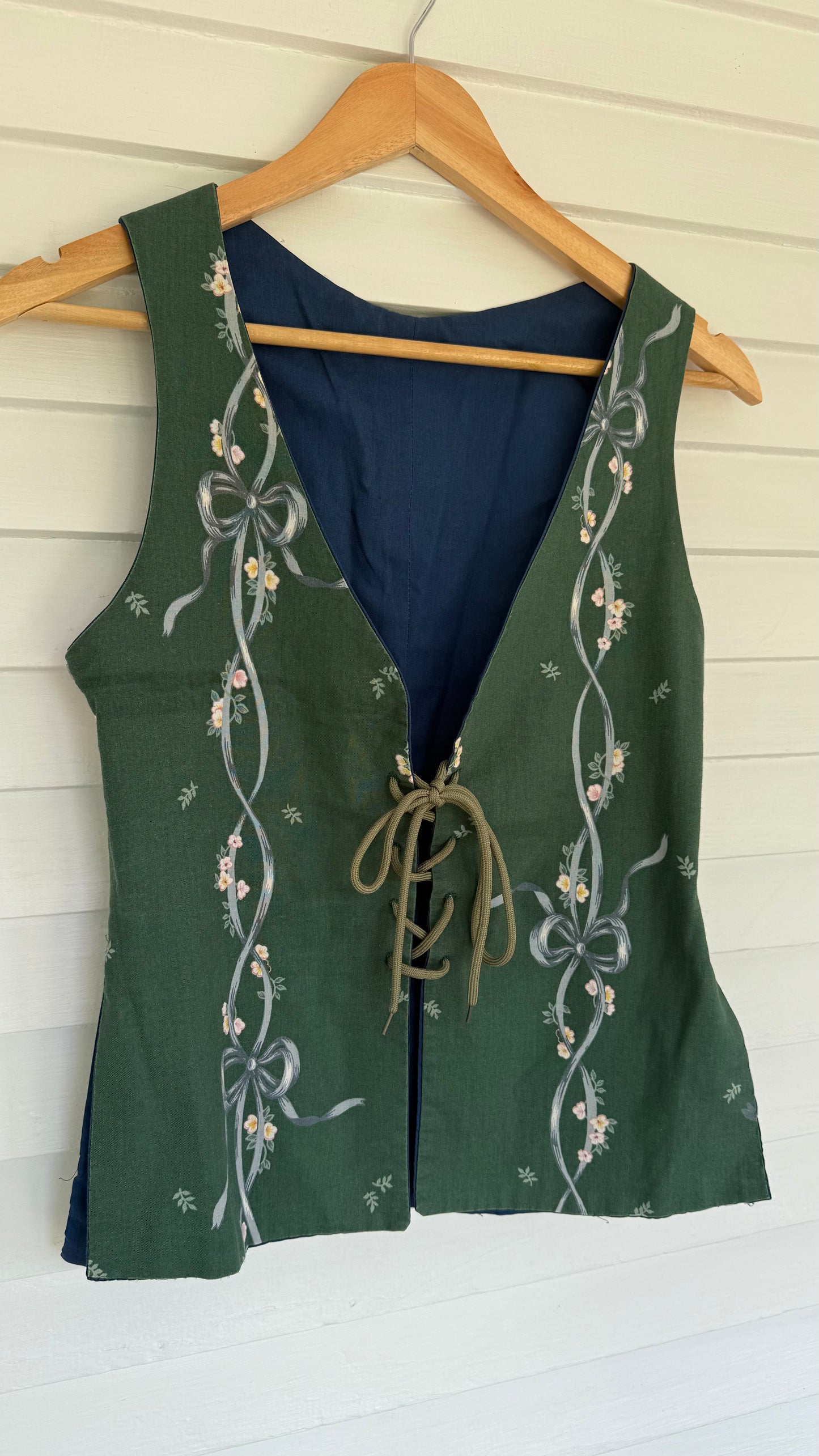 Handmade Corset Front Bow & Flower Motif Vest (S)