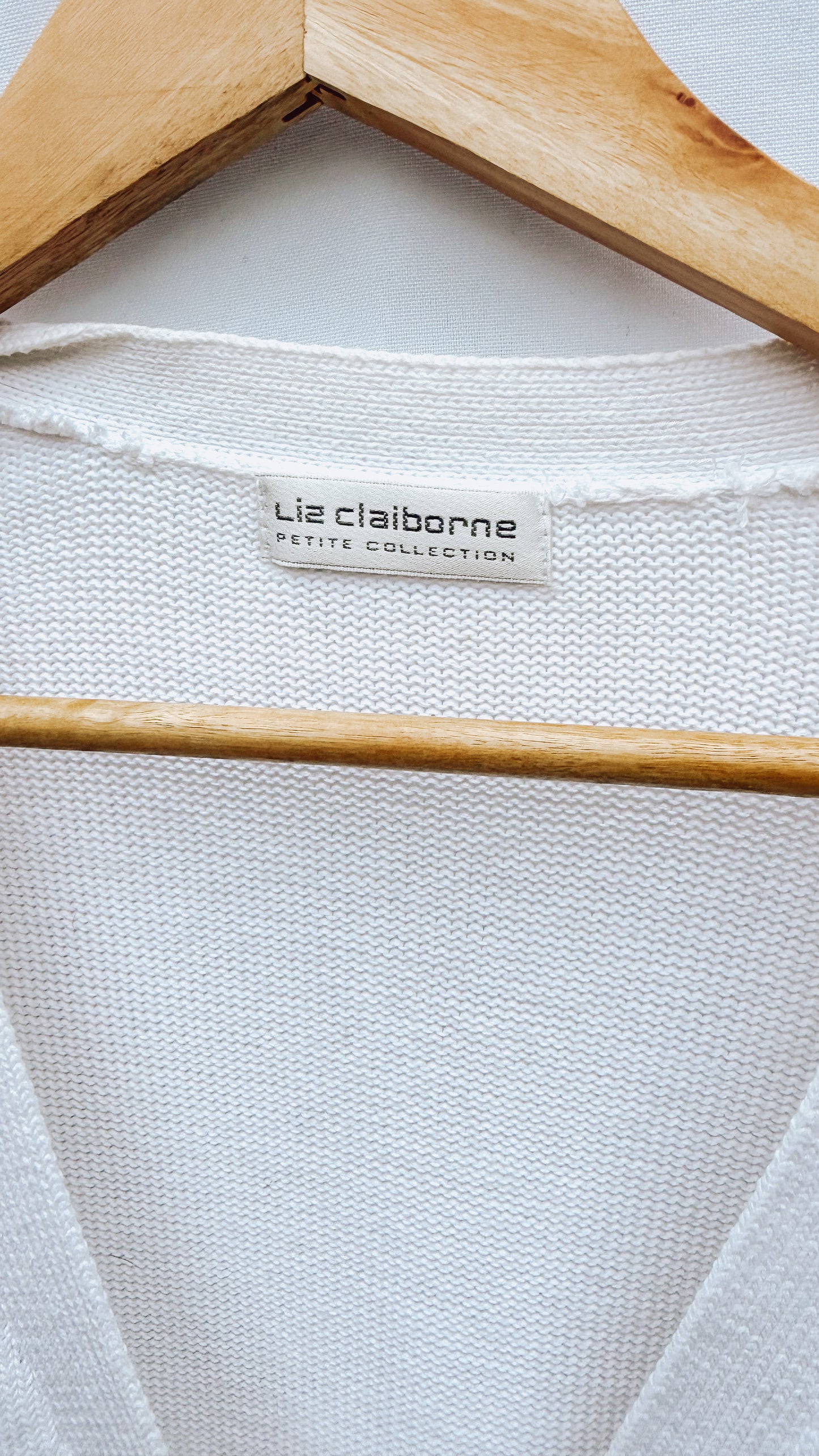 Vintage Liz Claiborne White Embroidered Cardigan (PL)