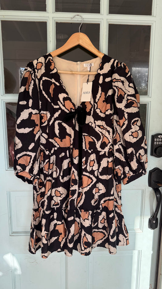 NWT Scalloped Tie Front Dress (L)